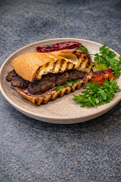 Büyük Usta Köfte Ekmek