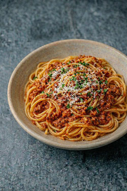 Fettuccine Bolognese